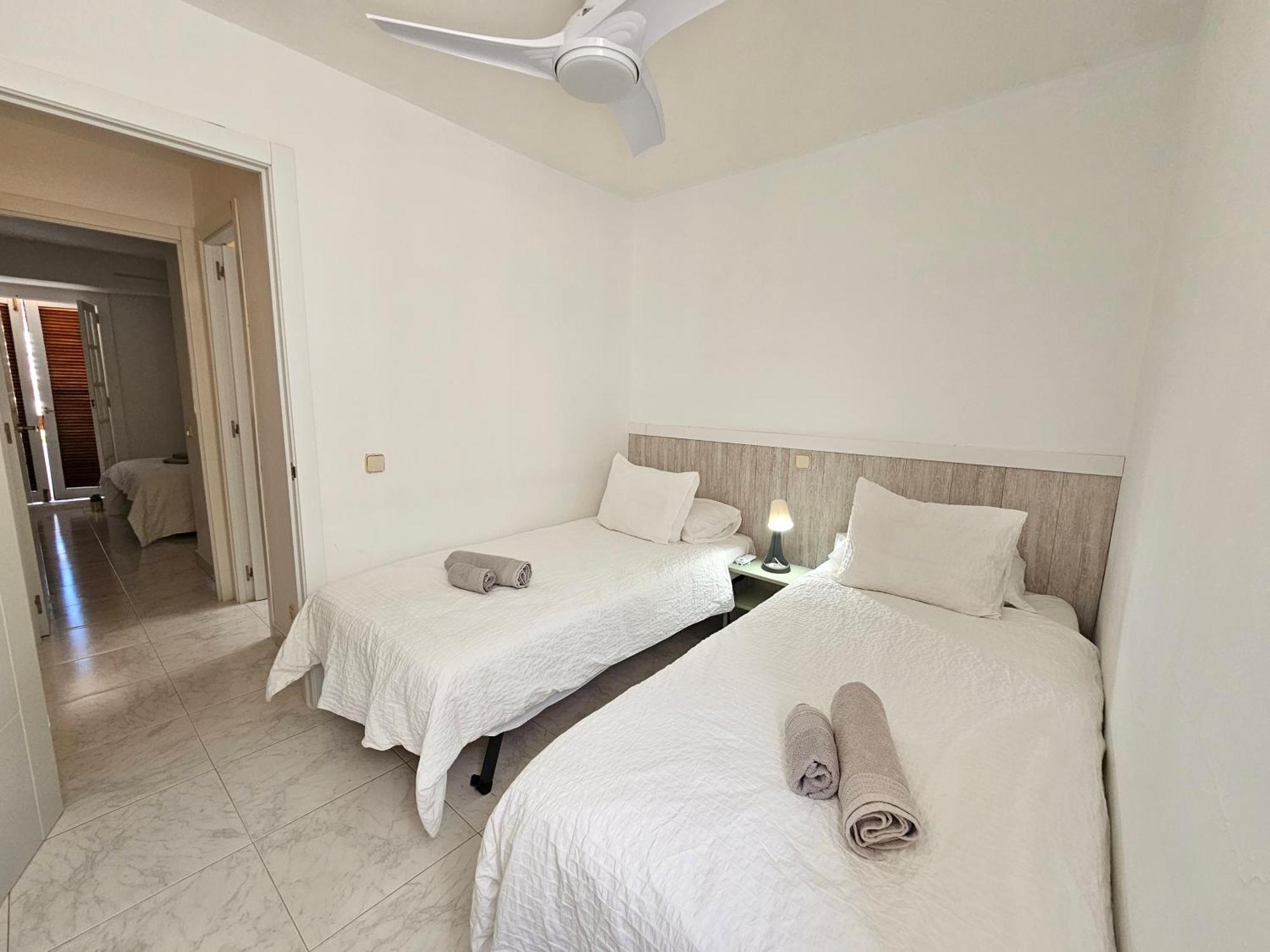 Stylish And Comfortable Duplex Apartment Near Swimming Pool Mogan Luaran gambar