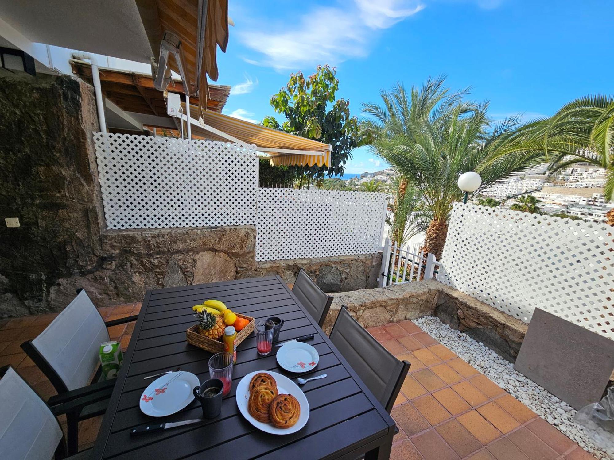 Stylish And Comfortable Duplex Apartment Near Swimming Pool Mogan Luaran gambar