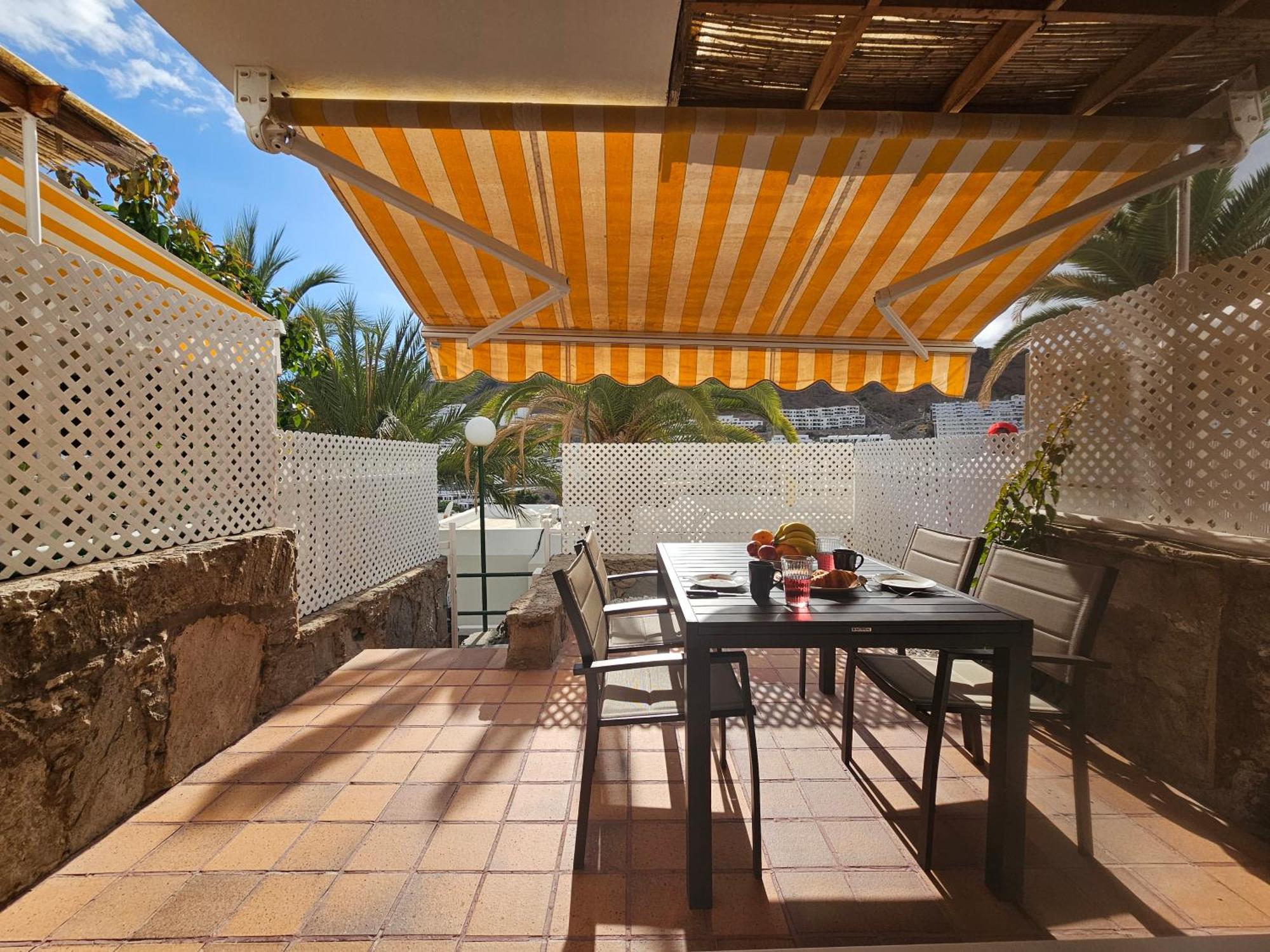 Stylish And Comfortable Duplex Apartment Near Swimming Pool Mogan Luaran gambar